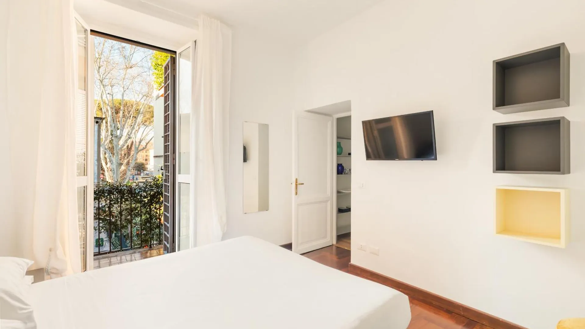 Vatican Lovely 2Br Apartment With Terrace Rome