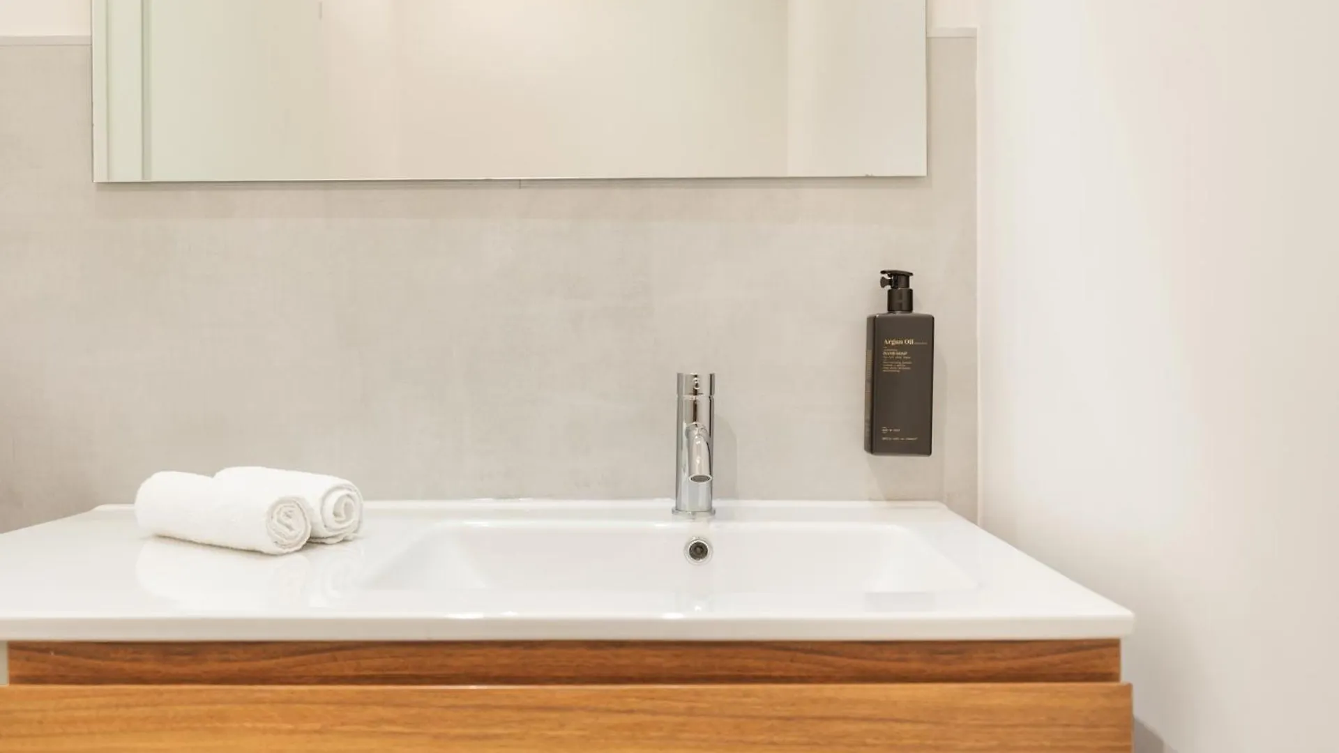 Vatican Lovely 2Br Apartment With Terrace Ρώμη 0*,
